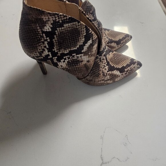 Jessica Simpson Boots - Picture 4 of 7